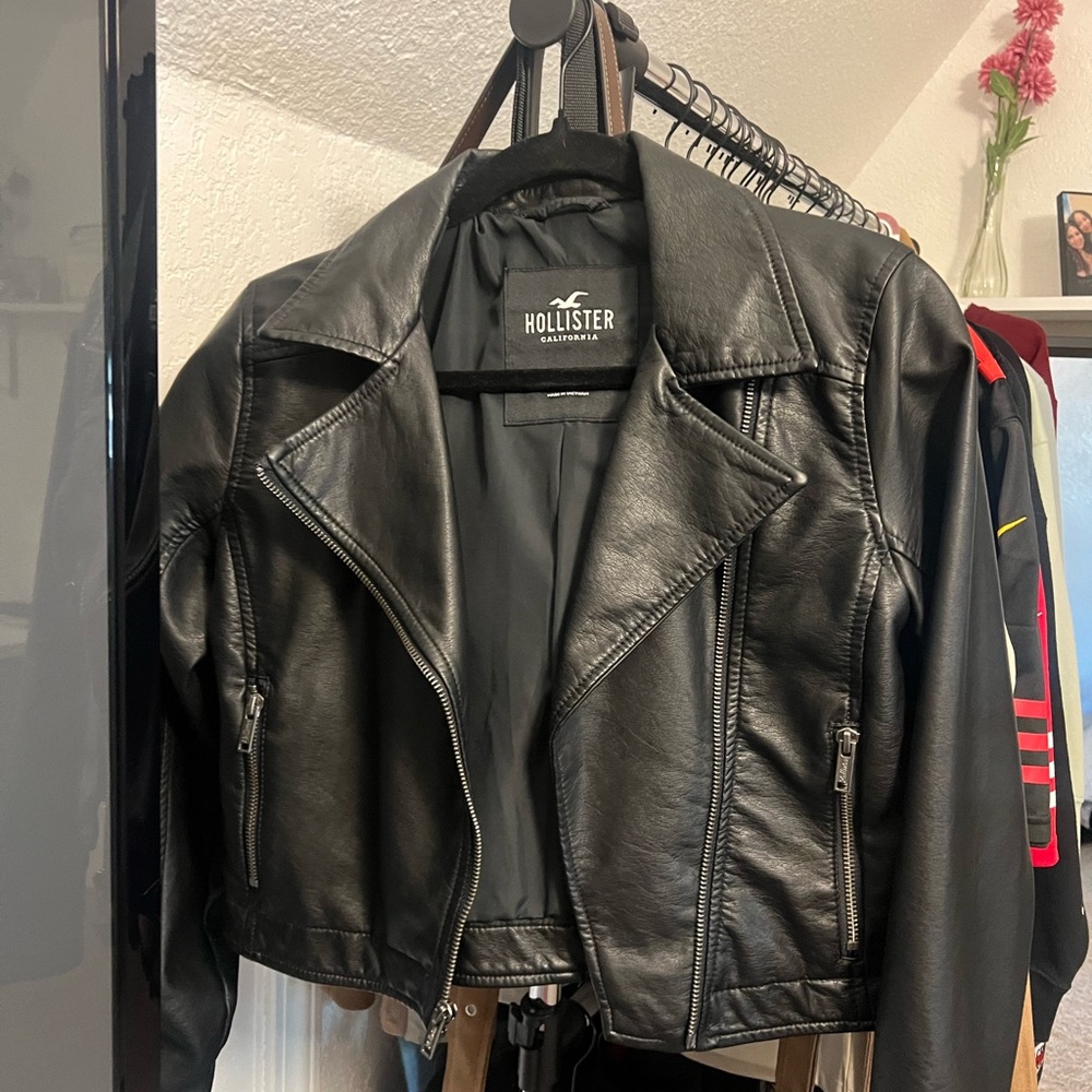 Leather jacket